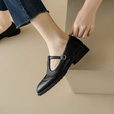Linda | Sleek Polished T-Strap Mary Jane Shoes